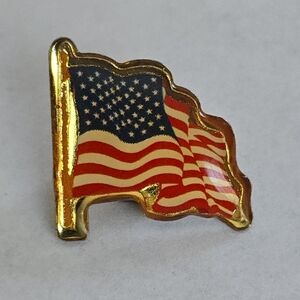 American Flag Gold-Tone Patriotic Enamel Lapel Hat Pin